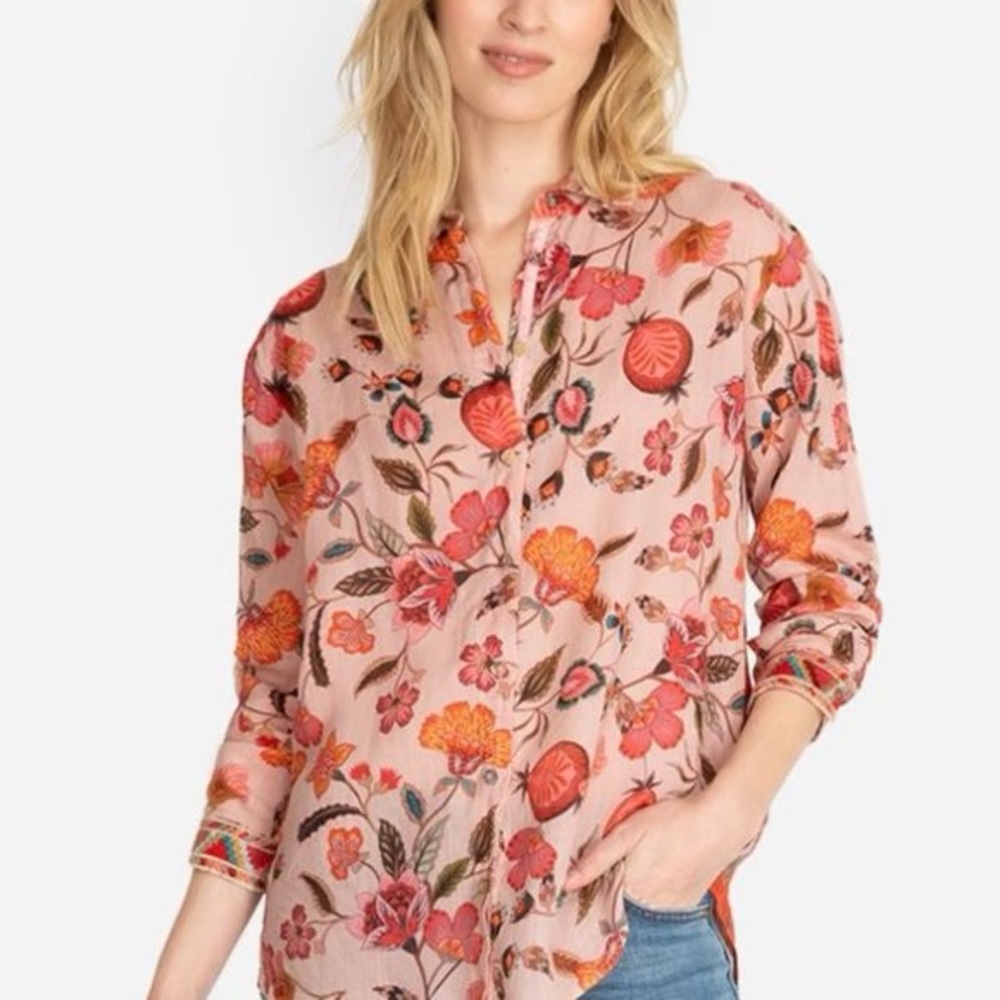 Johnny Was Workshop Gorgeous Shirt with Tonal Contrasting Back Panel.